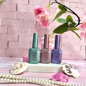 Ojo De Gato Glam Nails