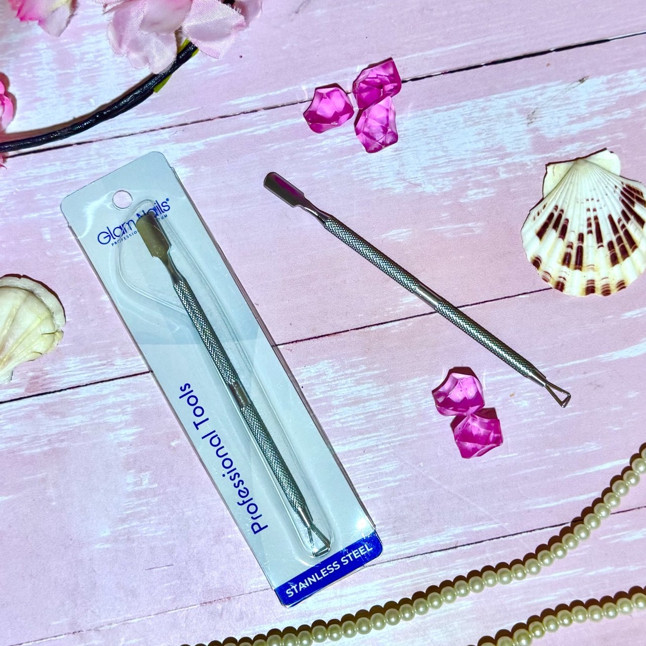 Pusher + Triangula Glam Nails